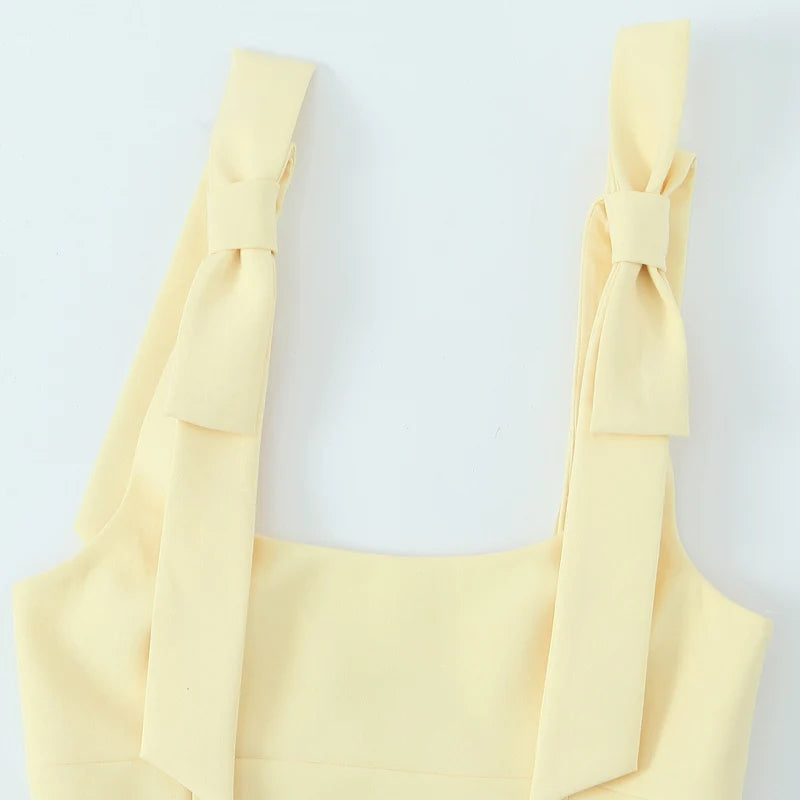 Summer Bow Mood – Top Carré Chic