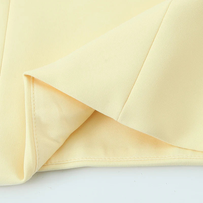 Summer Bow Mood – Top Carré Chic